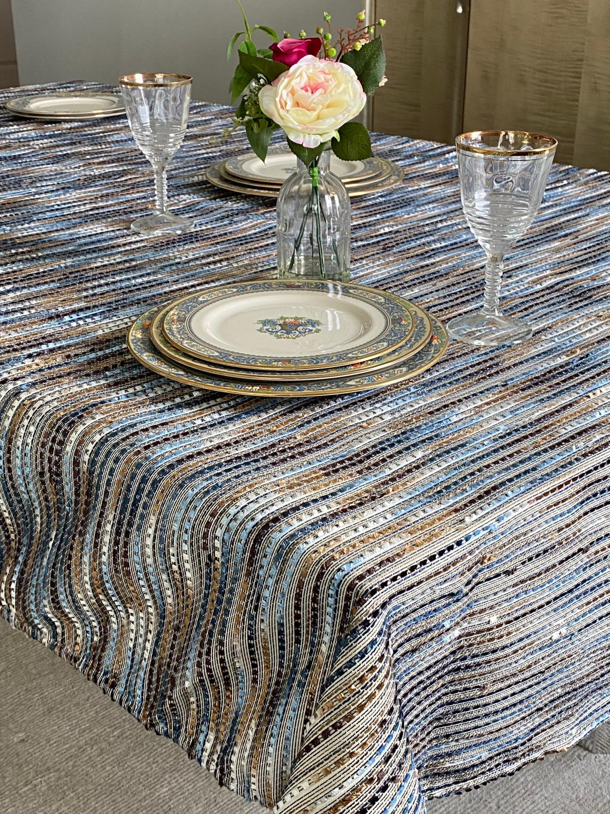 How to Choose the Right Jewish Tablecloth for Weddings and Gifts